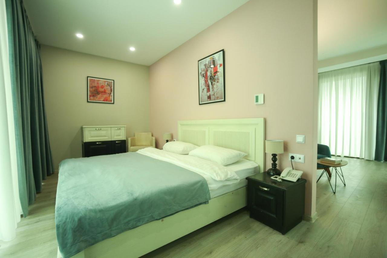 Dolabauri Hotel Tbilisi Bagian luar foto
