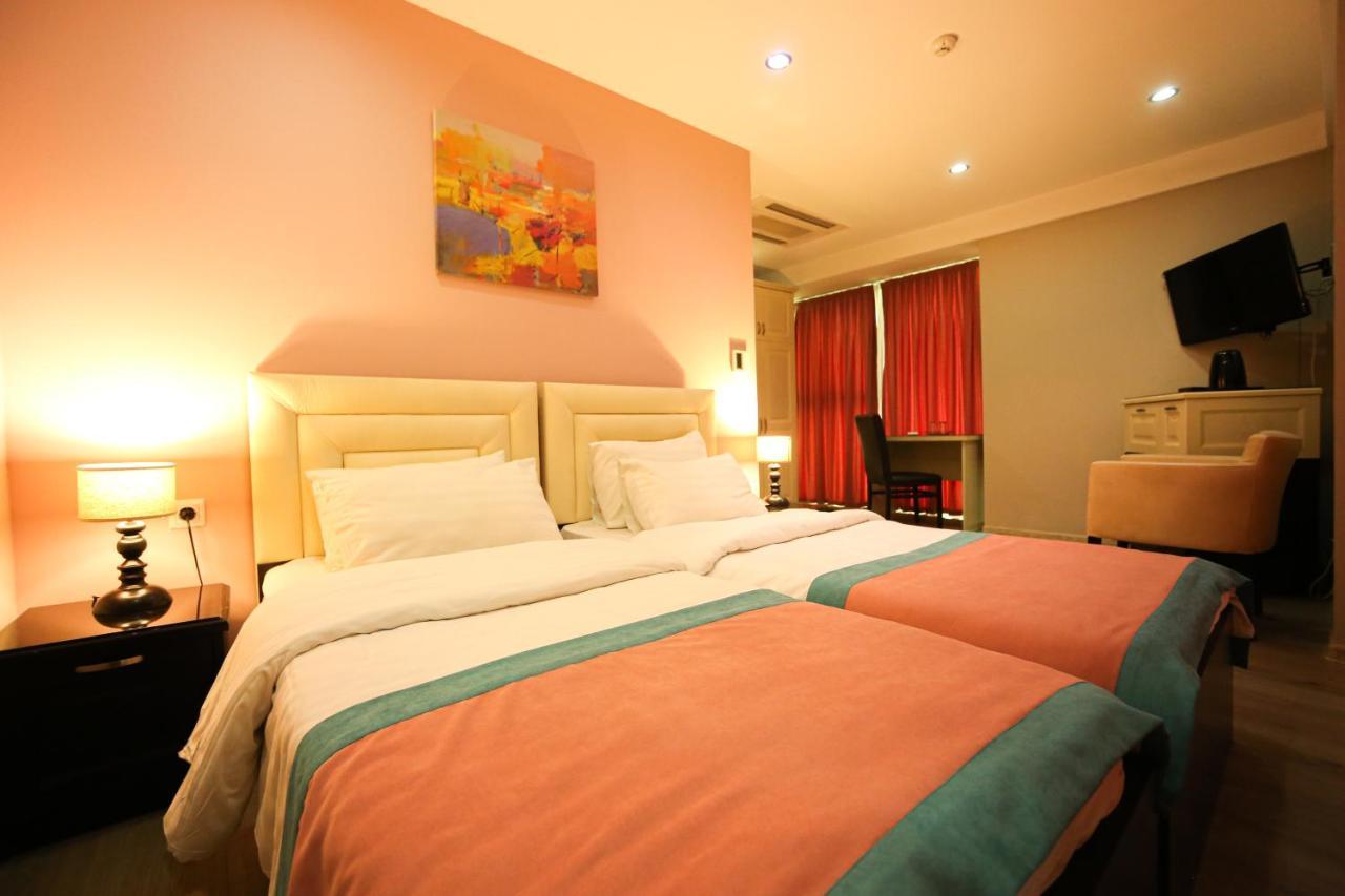 Dolabauri Hotel Tbilisi Bagian luar foto