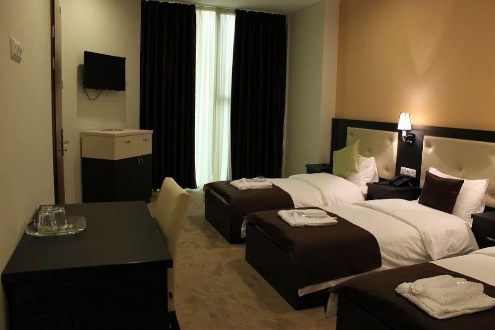 Dolabauri Hotel Tbilisi Bagian luar foto